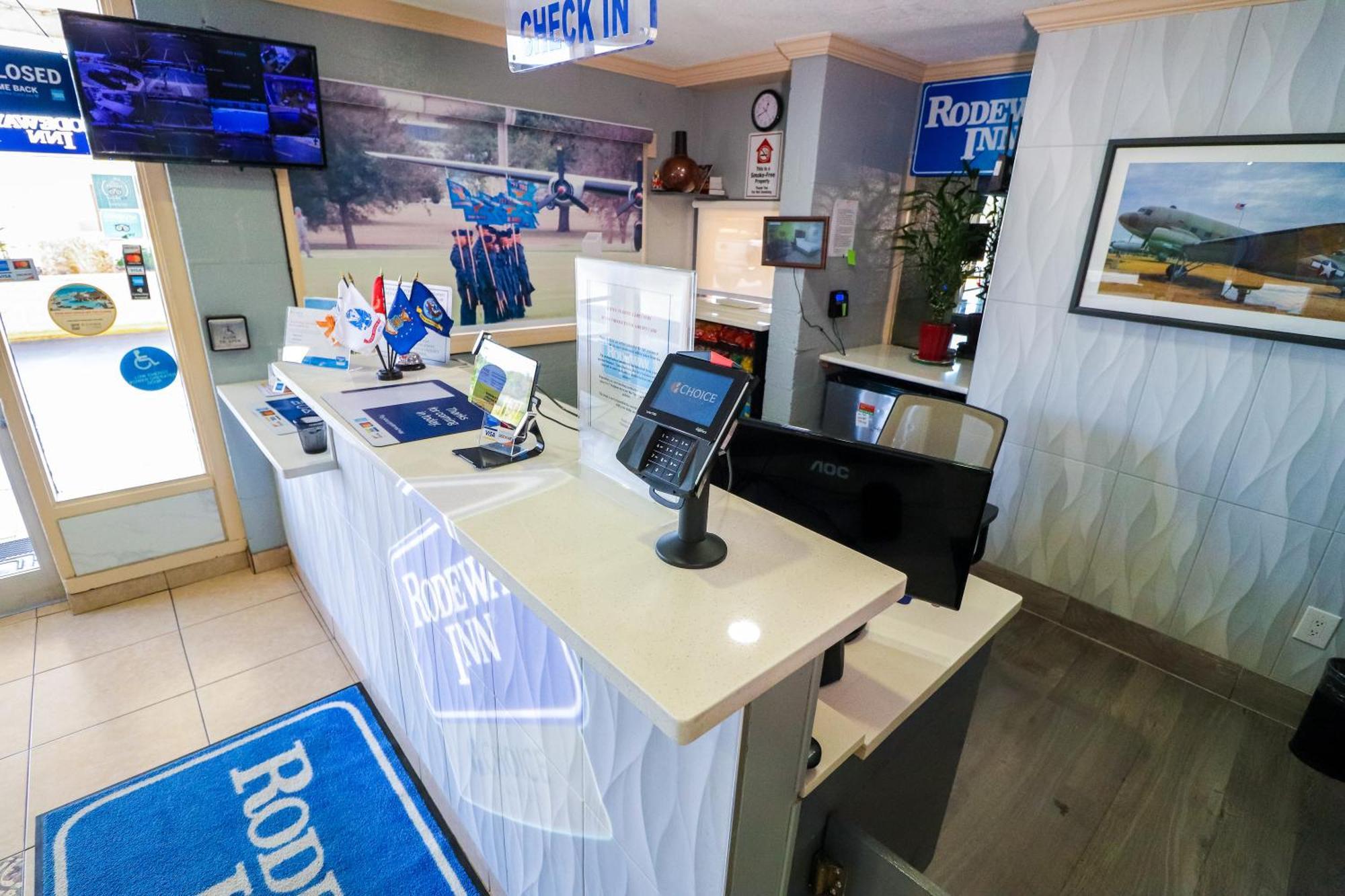 Rodeway Inn San Antonio Lackland Afb - Seaworld Zewnętrze zdjęcie